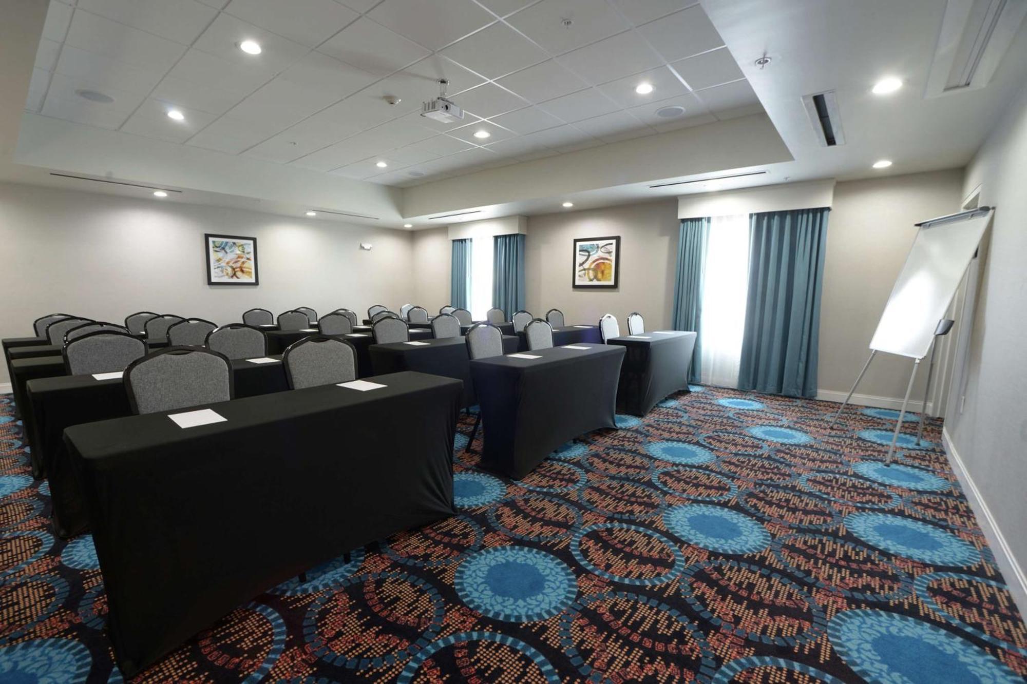 Hampton Inn & Suites Oklahoma City/Quail Springs Dış mekan fotoğraf