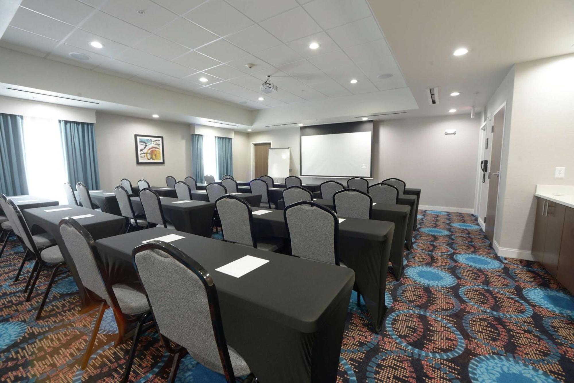 Hampton Inn & Suites Oklahoma City/Quail Springs Dış mekan fotoğraf